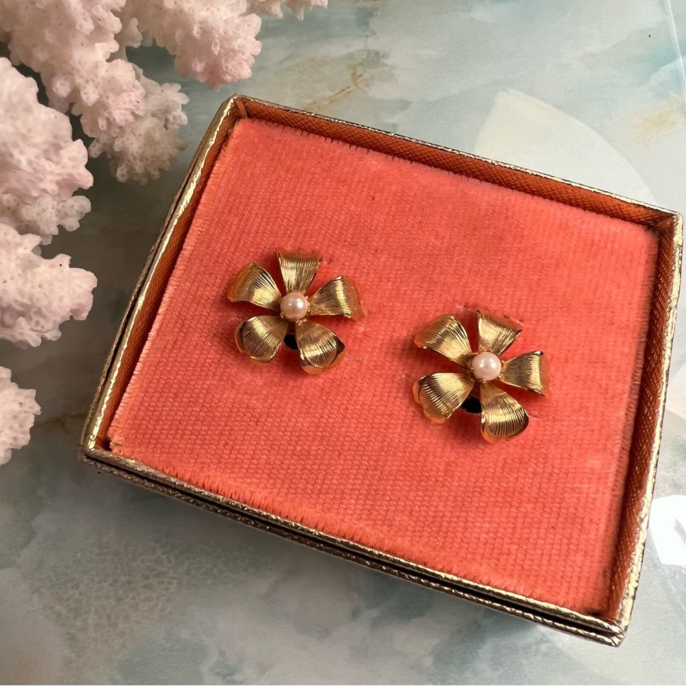 Vintage Gold Tone and Faux Pearl Flower Earrings in Gift Box